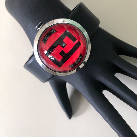 Designer Fendi Bussola Bubble Watch 7.5" 8010G Swiss Made Silicon Stra - Picture 2 of 11
